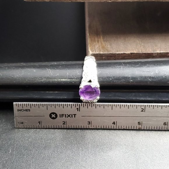 Size 8 Sterling Silver Oval Amethyst With Diamond Chip Accents Band Ring - Picture 7 of 8